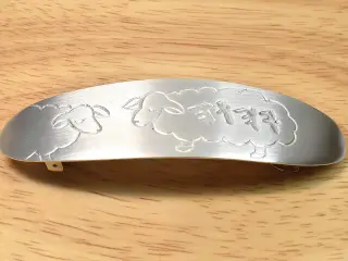 羊のバレッタ/オーダーメイドヘアアクセサリー