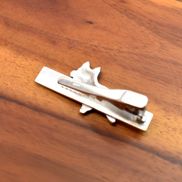 愛犬コーギーのネクタイピン画像３-オーダーメイドシルバーアクセサリー