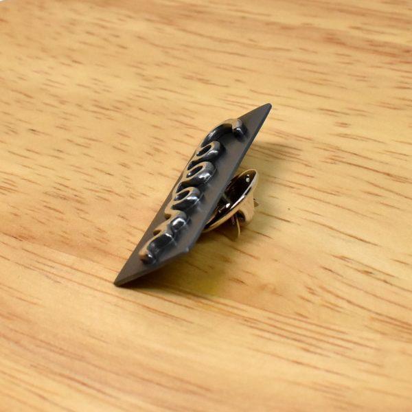 ロゴのピンバッジ３画像３-オーダーメイドシルバーアクセサリー